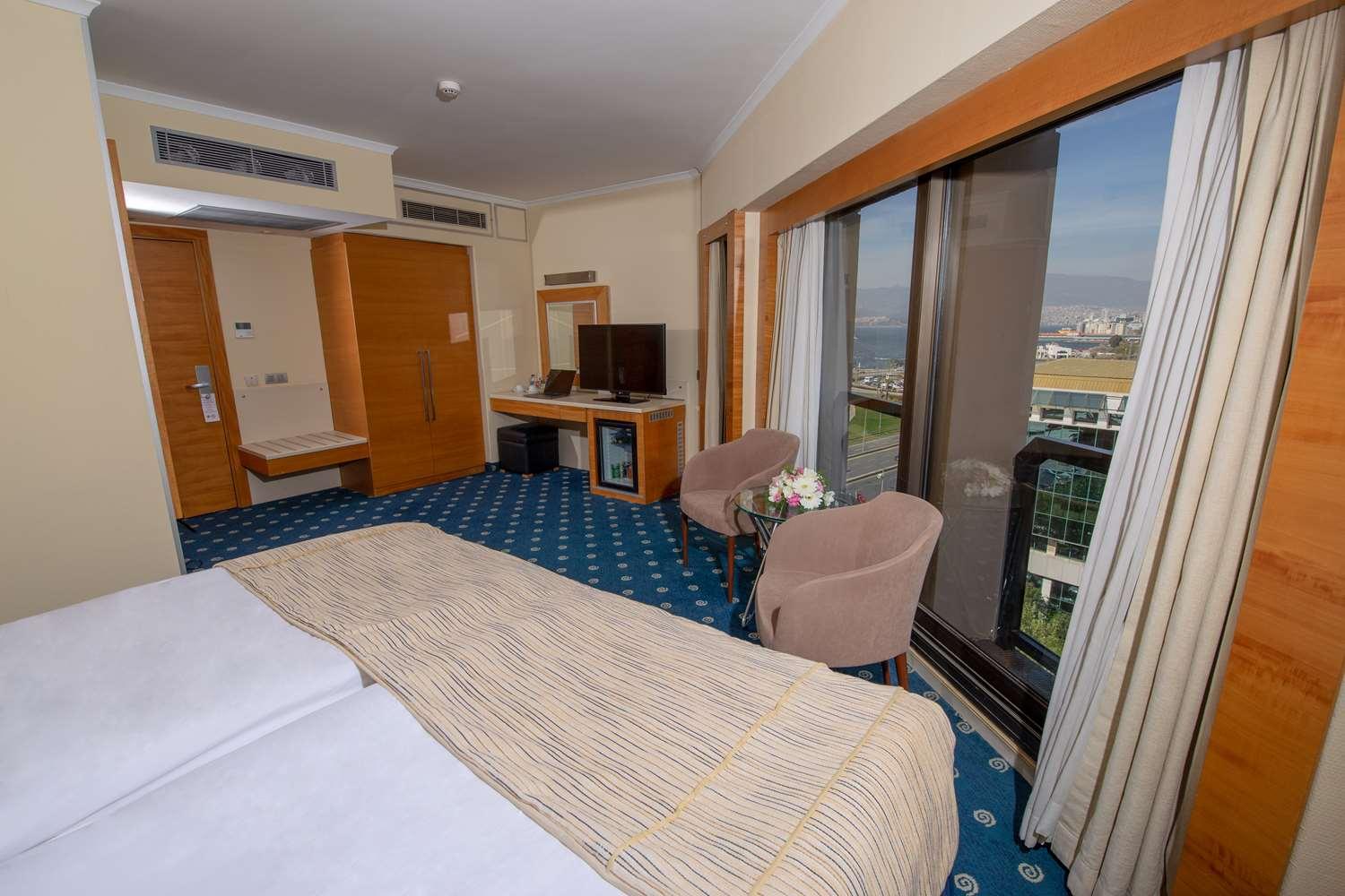 Otel Western 4*