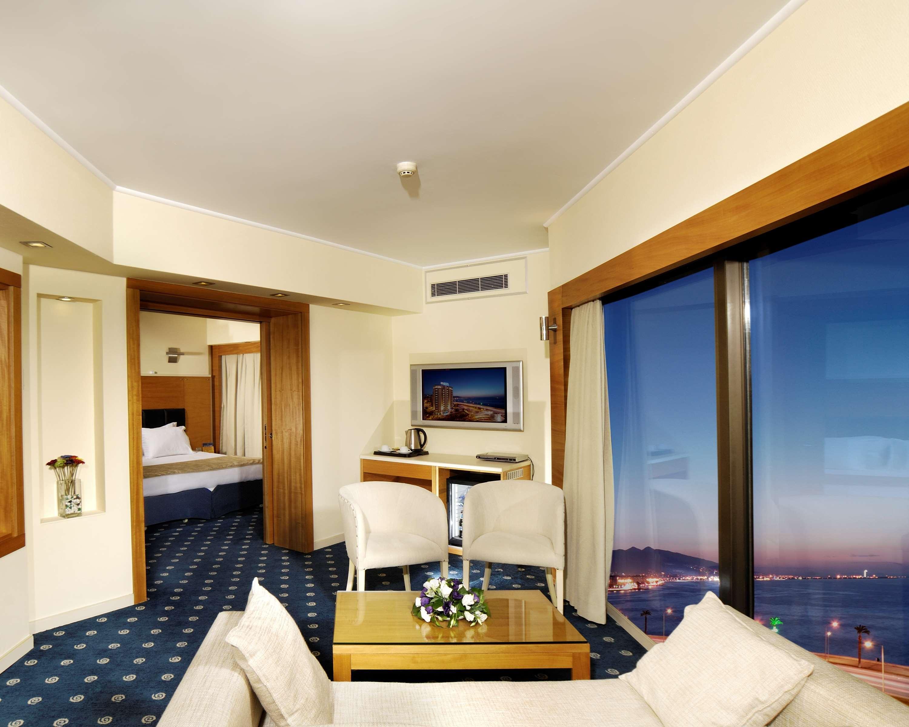 Western 4* İzmir